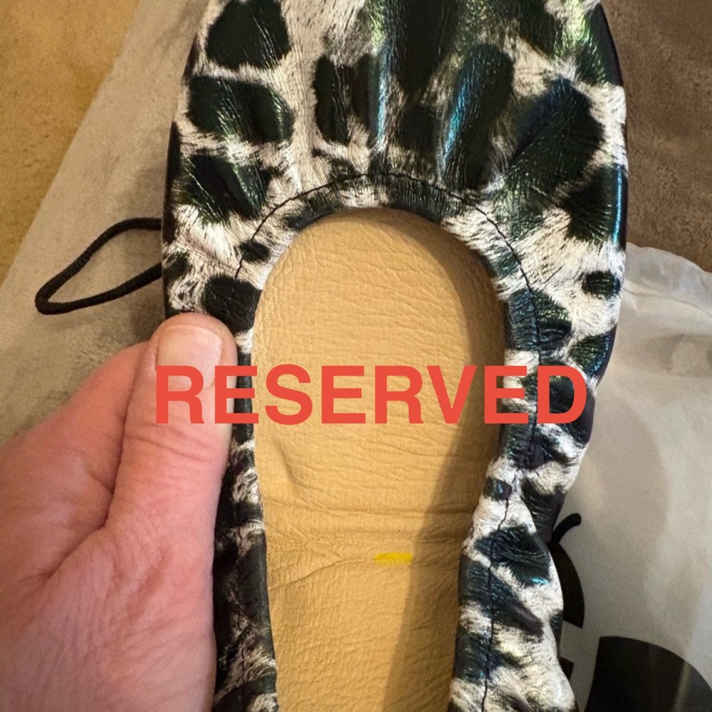 Women's Storehouse Flats 12 pair RESERVED